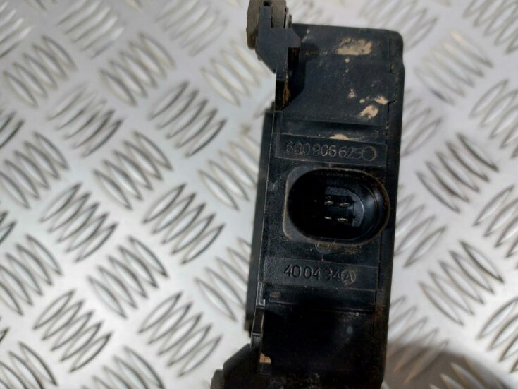 Solenoīda vakuuma vārsts priekš VW JETTA 2008