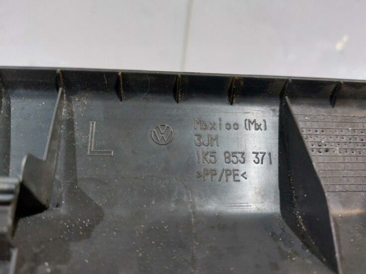 Sliekšņa priekšēja kreisa uzlika (salonā) priekš VW JETTA 2008