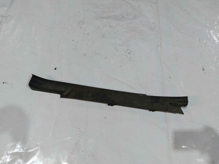 Sliekšņa aizmugurēja laba uzlika (salonā) priekš TOYOTA COROLLA VERSO 2006