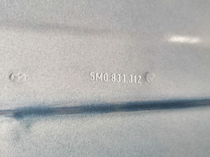 Aizmugurējās labās durvis priekš VW GOLF PLUS 2005-2013 5M0833312