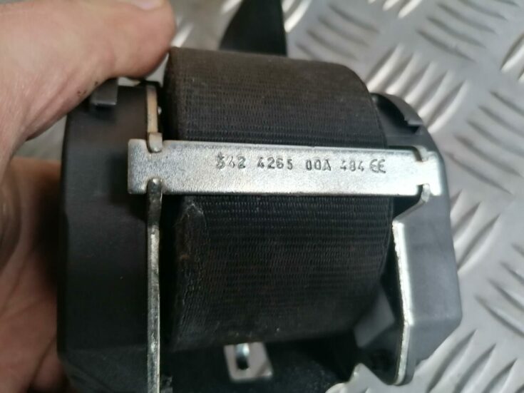 Aizmugurējā vidēja drošības josta priekš FORD GALAXY 2005