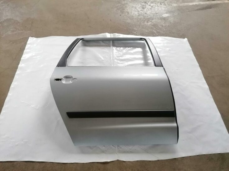 Aizmugurējās labās durvis priekš FORD GALAXY 2005