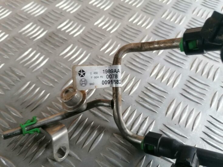 Degvielas sadales caurule priekš CHRYSLER SEBRING 2006