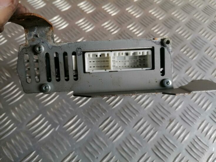 Audio pastiprinātāja bloks priekš CHRYSLER SEBRING 2006