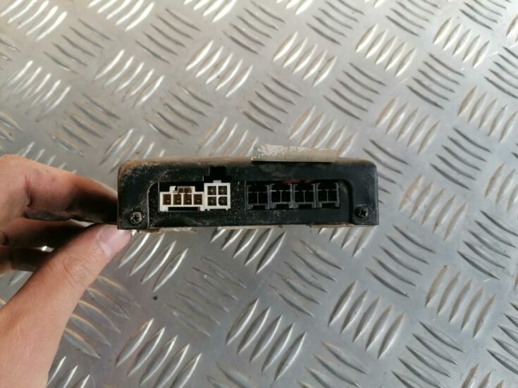 Parkošanās devēju vadības bloks priekš CHRYSLER SEBRING 2006