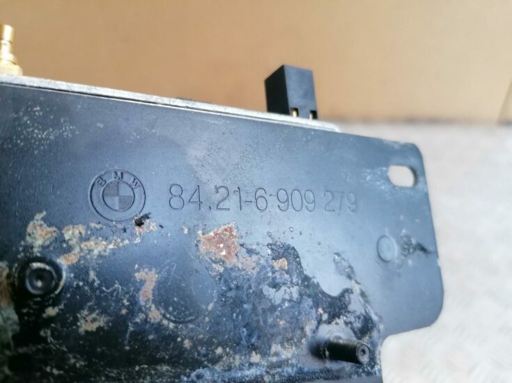 Antenas vadības bloks priekš BMW 530D E39 2001 TOURING