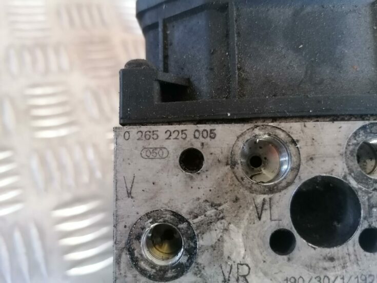 ABS bloks priekš BMW 530D E39 2001 TOURING