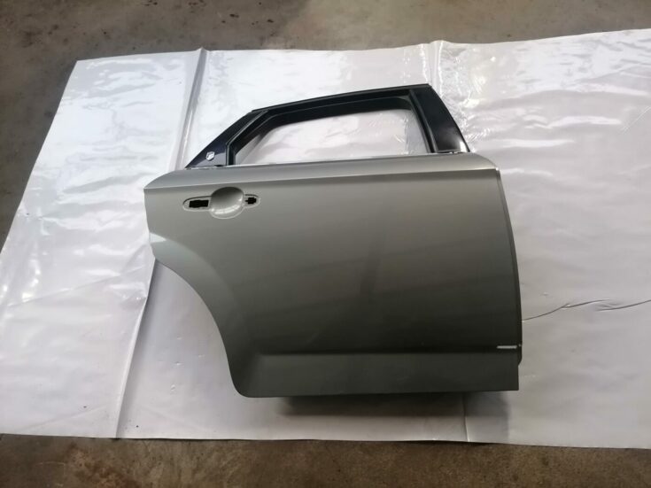 Aizmugurējās labās durvis priekš FORD MONDEO 2007