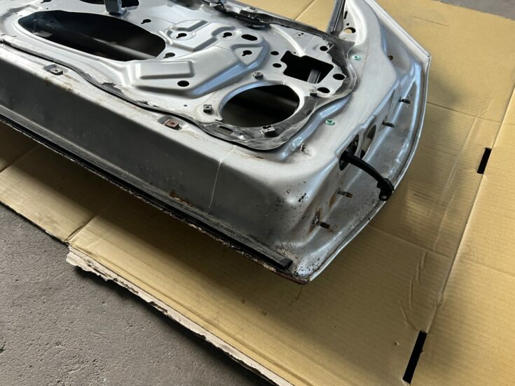Priekšējās kreisās durvis priekš CHRYSLER SEBRING 2006