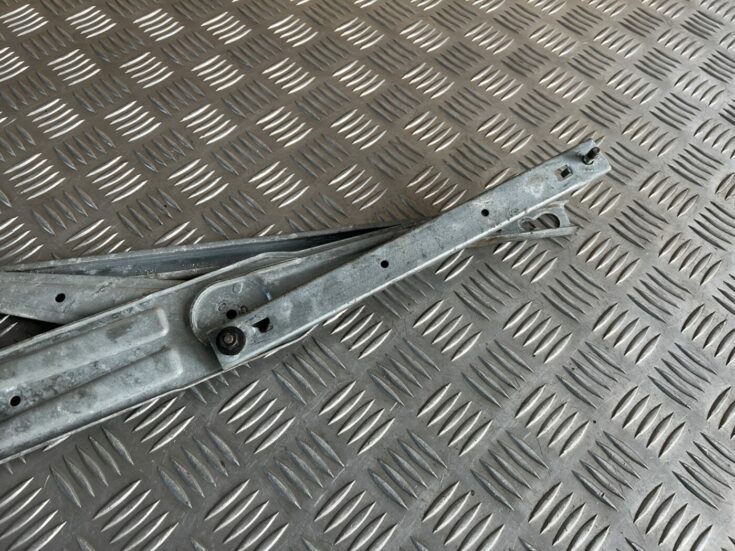 Stikla pacelšanas mehānisms priekšējais kreisais priekš CHRYSLER SEBRING 2006