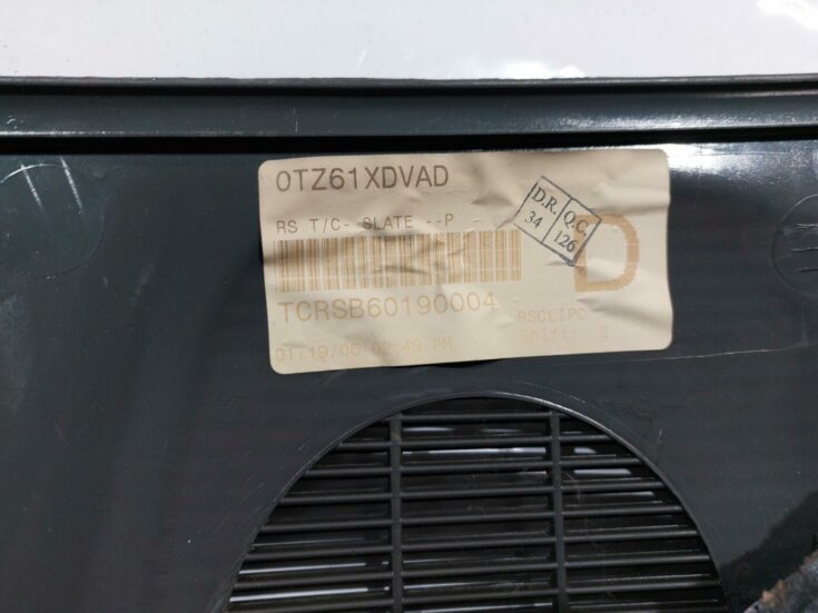Vējstikla ventilācijas režģis (salonā) priekš CHRYSLER VOYAGER 2006