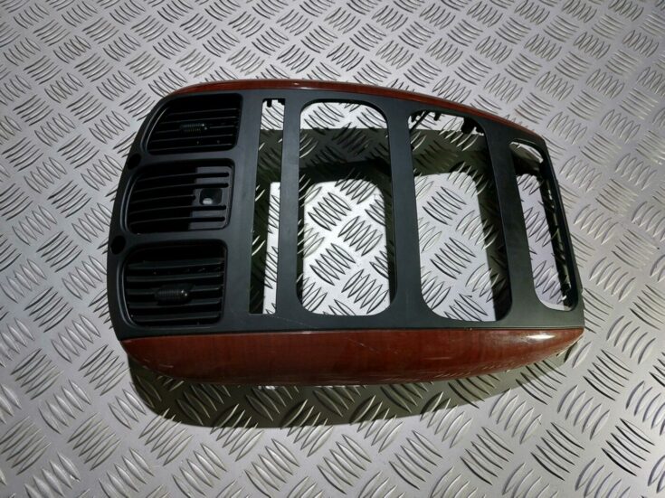 Mērinstrumentu paneļa dekoratīvais rāmis priekš CHRYSLER VOYAGER 2006