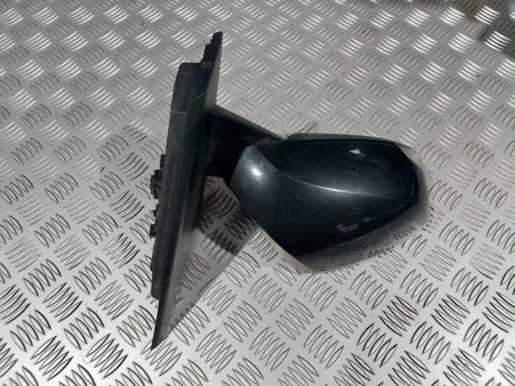 Ārējais spogulis, pa labi priekš RENAULT LAGUNA 2011