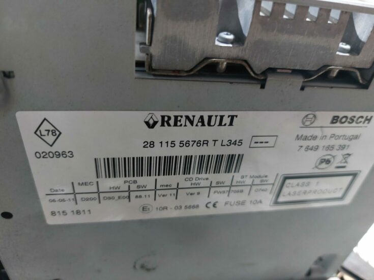 Automašīnas radio priekš RENAULT LAGUNA 2011
