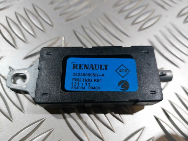 Antenas pastiprinātāja bloks priekš RENAULT LAGUNA 2011