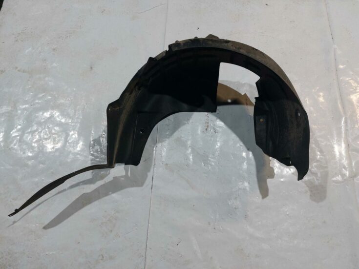 Aizmugurējais labais paspārns priekš RENAULT LAGUNA 2011
