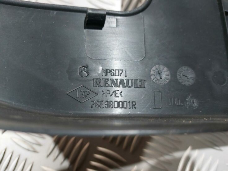 Sliekšņa aizmugurēja laba uzlika (salonā) priekš RENAULT LAGUNA 2011
