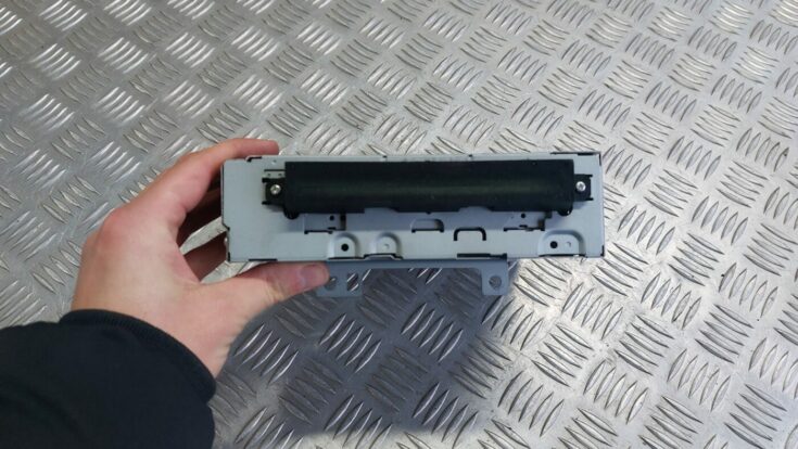 CD/DVD/Navigācijas bloks priekš VOLVO S40 2004 Black