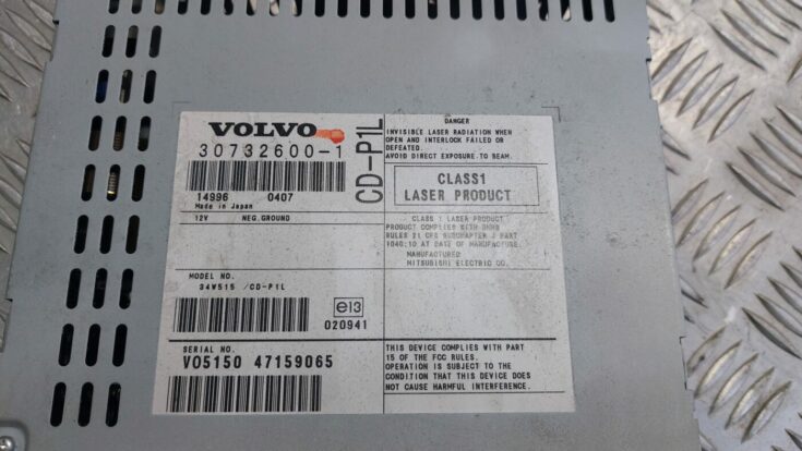 CD/DVD/Navigācijas bloks priekš VOLVO S40 2004 Black