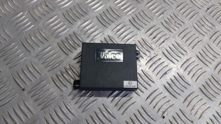 Parkošanās devēju vadības bloks priekš VOLVO S40 2004 Black