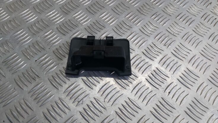 Pelnu trauks priekš VOLVO S40 2004 Black