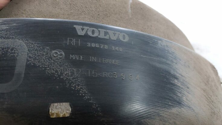 Aizmugurējais labais paspārns priekš VOLVO S40 2004 Black
