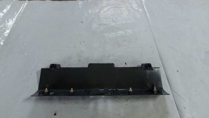 Bagažnieka nodalījuma sliekšņa uzlika priekš VOLVO S40 2004 Black