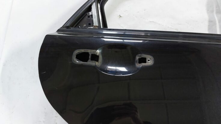 Aizmugurējās labās durvis priekš VOLVO S40 2004 Black