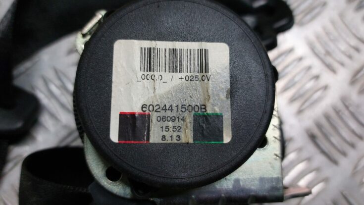 Aizmugurējā vidēja drošības josta priekš MITSUBISHI COLT 2007