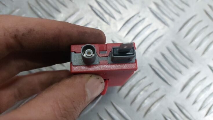 Antenas pastiprinātāja bloks priekš VOLVO V60 2012