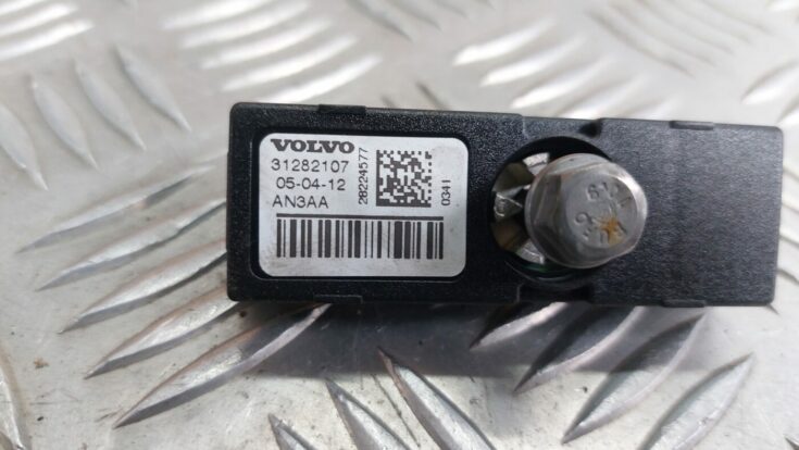 Antenas pastiprinātāja bloks priekš VOLVO V60 2012