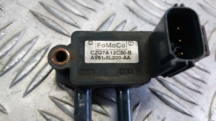 Izplūdes gāzu spiediena sensors priekš VOLVO V60 2012