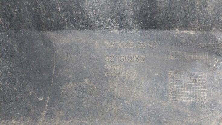 Aizmugures buferis priekš VOLVO V60 2012