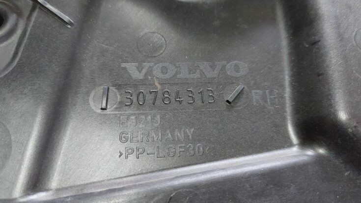 Stikla pacelšanas mehānisma panele priekš VOLVO V60 2012