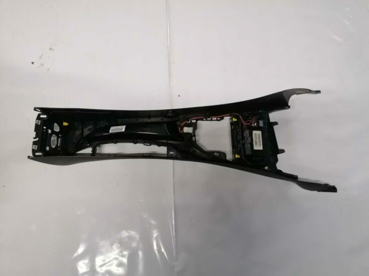 Centrālās konsoles apdares lielākā daļa priekš BMW 123 E87 2008 BLACK