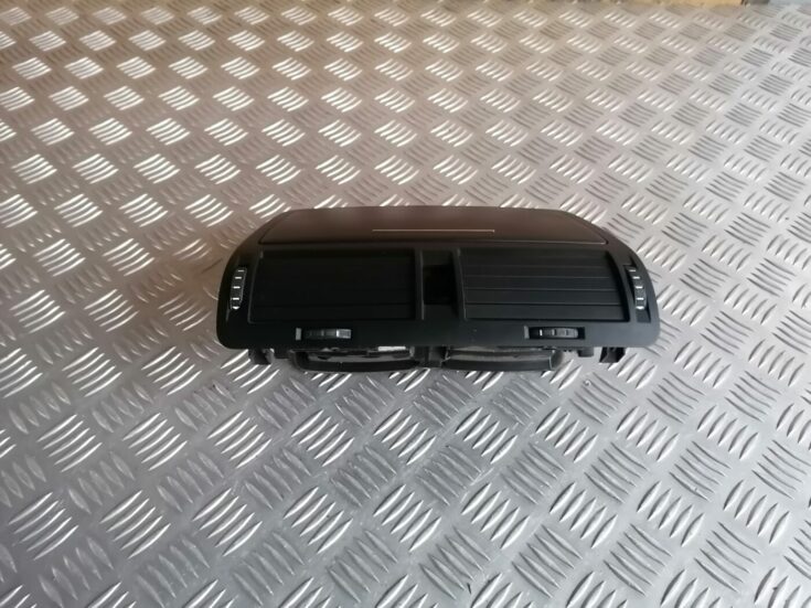 Mērinstrumentu paneļa gaisa vads, centrā priekš ŠKODA OCTAVIA 2006