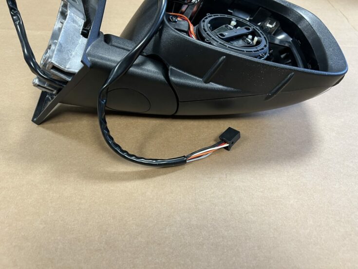 Ārējais spogulis, pa labi priekš CHRYSLER VOYAGER 2008-2016 5113260AK