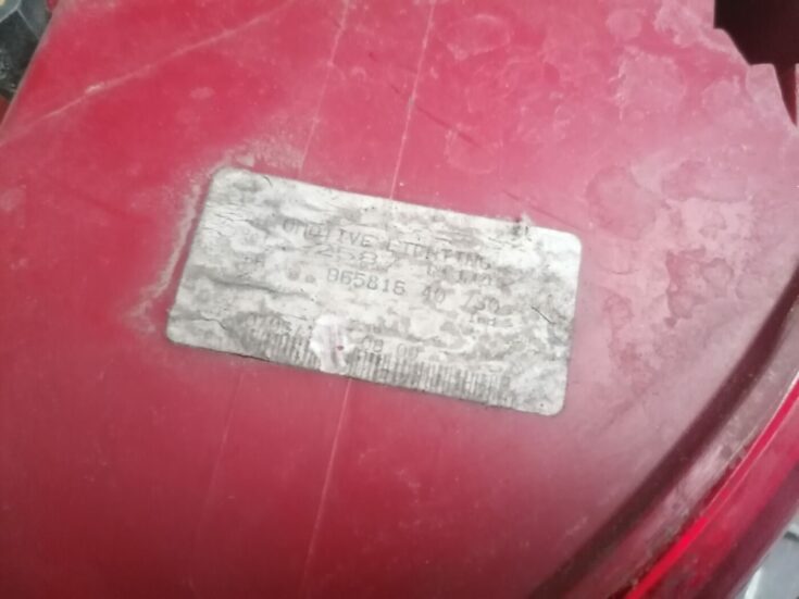 Aizmugurējais kreisais lukturis priekš PEUGEOT 607 2010