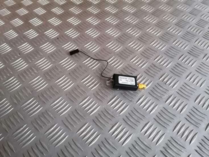 Antenas pastiprinātāja bloks priekš PEUGEOT 607 2010