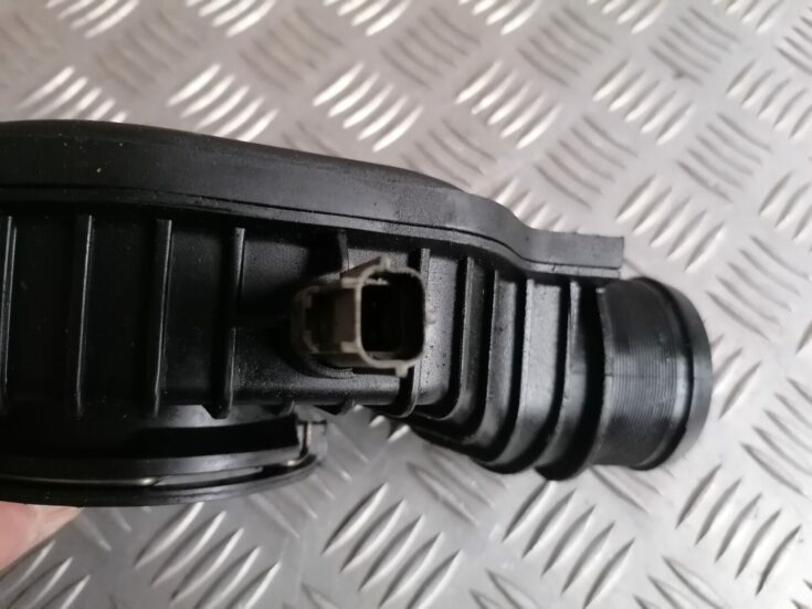 Gaisa ieplūdes šļūtene priekš PEUGEOT 607 2010
