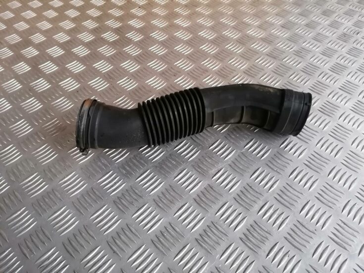 Gaisa ieplūdes šļūtene priekš PEUGEOT 607 2010