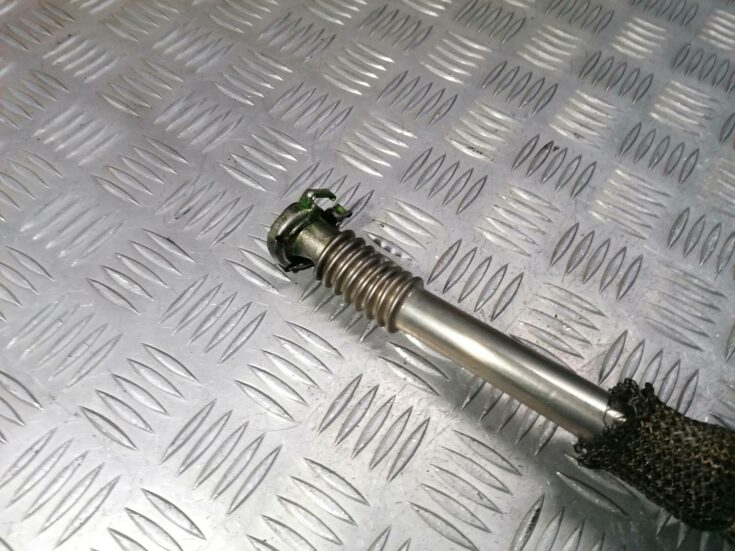 EGR caurule priekš PEUGEOT 607 2010