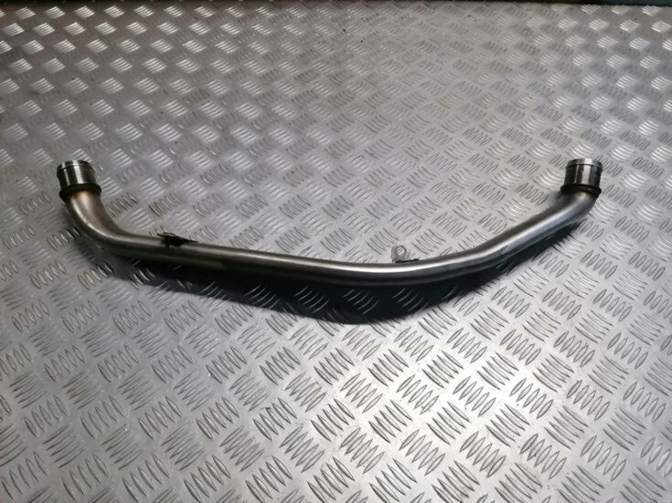 Interkulera caurule priekš PEUGEOT 607 2010