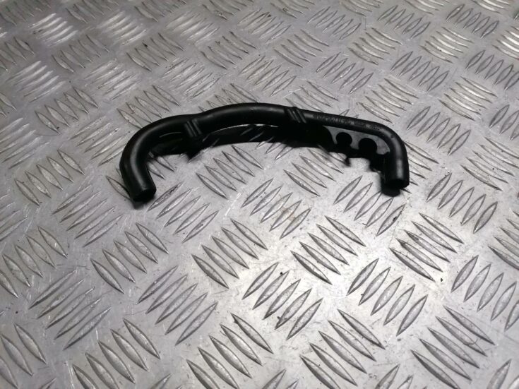 Kartera ventilācijas caurule priekš PEUGEOT 607 2010