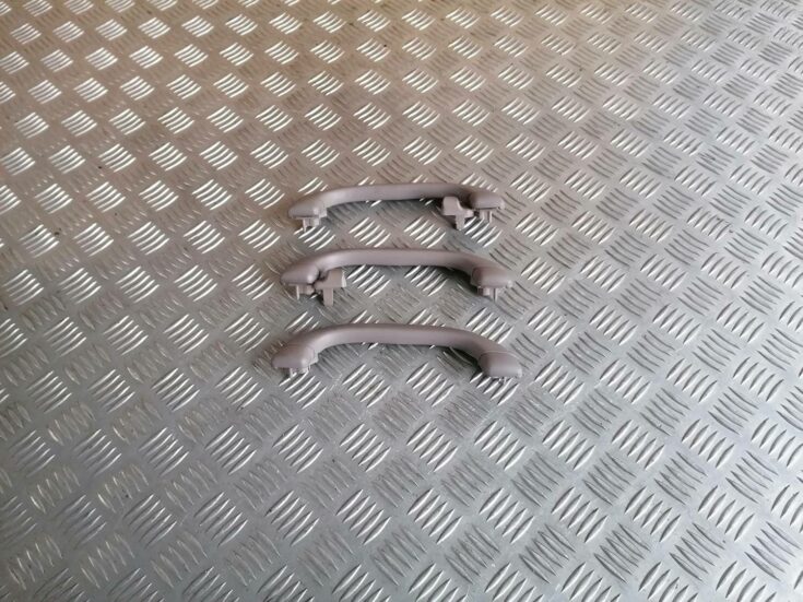 Salona rokturis griestos priekš PEUGEOT 607 2010