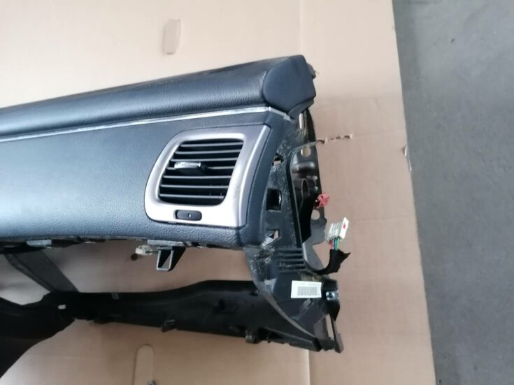 Mērinstrumentu panelis priekš PEUGEOT 607 2010