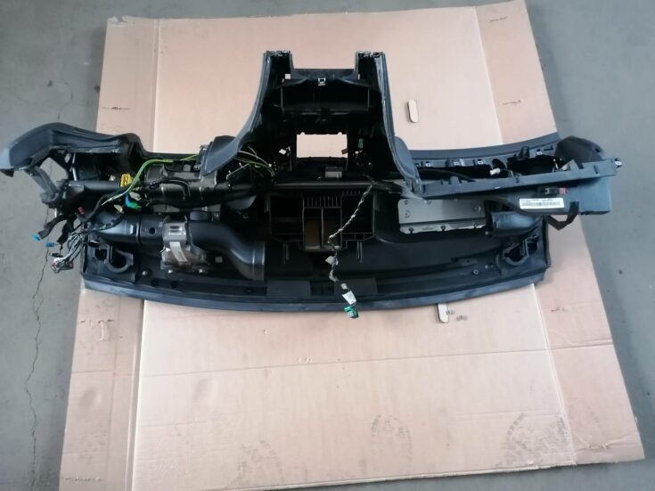 Mērinstrumentu panelis priekš PEUGEOT 607 2010