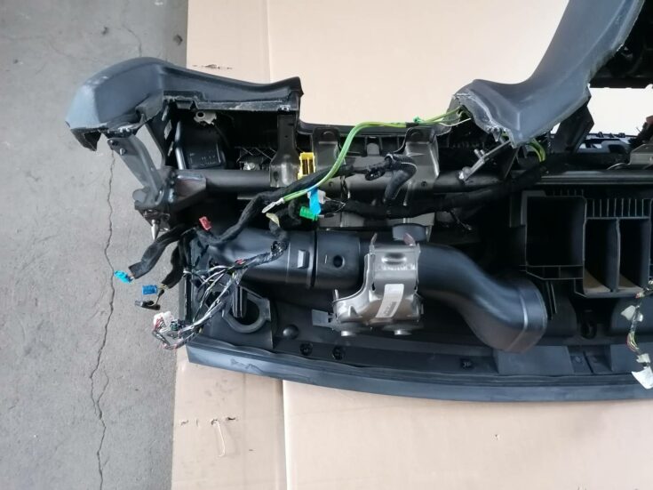 Mērinstrumentu panelis priekš PEUGEOT 607 2010