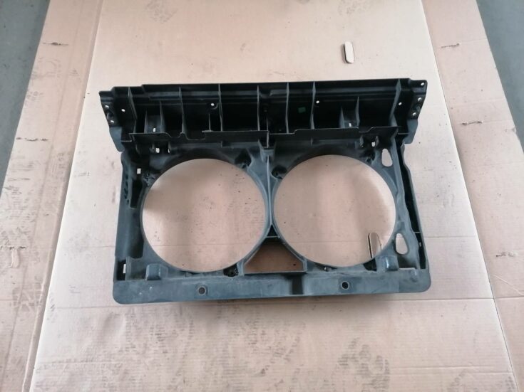 Dzesēšanas radiatora ventilatora korpuss priekš PEUGEOT 607 2010