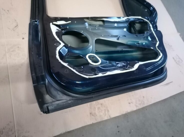 Aizmugurējās labās durvis priekš PEUGEOT 607 2010